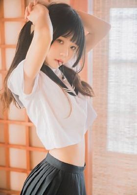 他掀开裙子舌头伸进去动漫软件